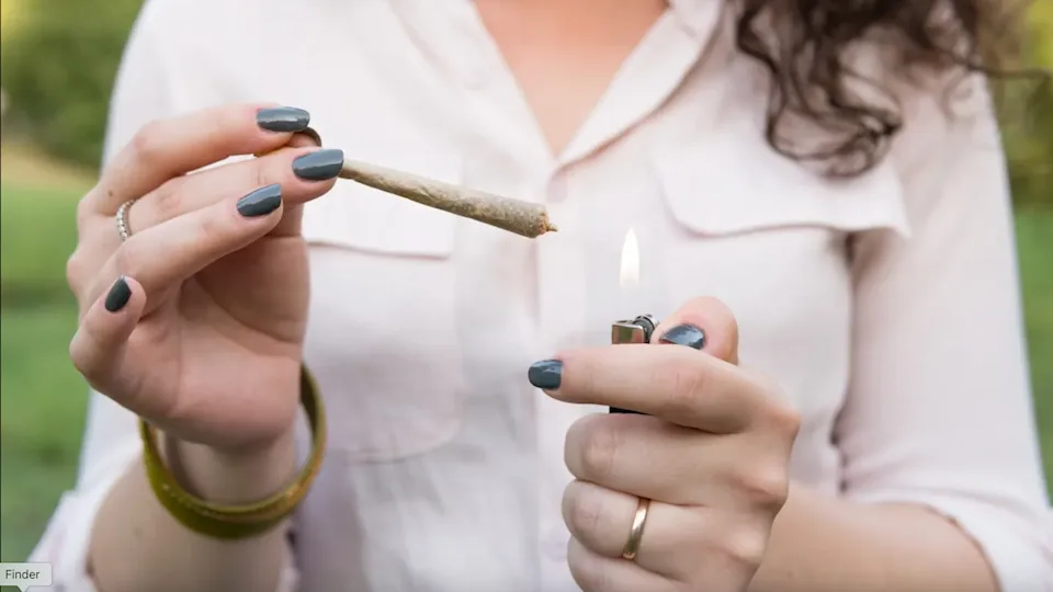 Cannabis medicinal en duda: estudio advierte falta de eficacia para la salud mental